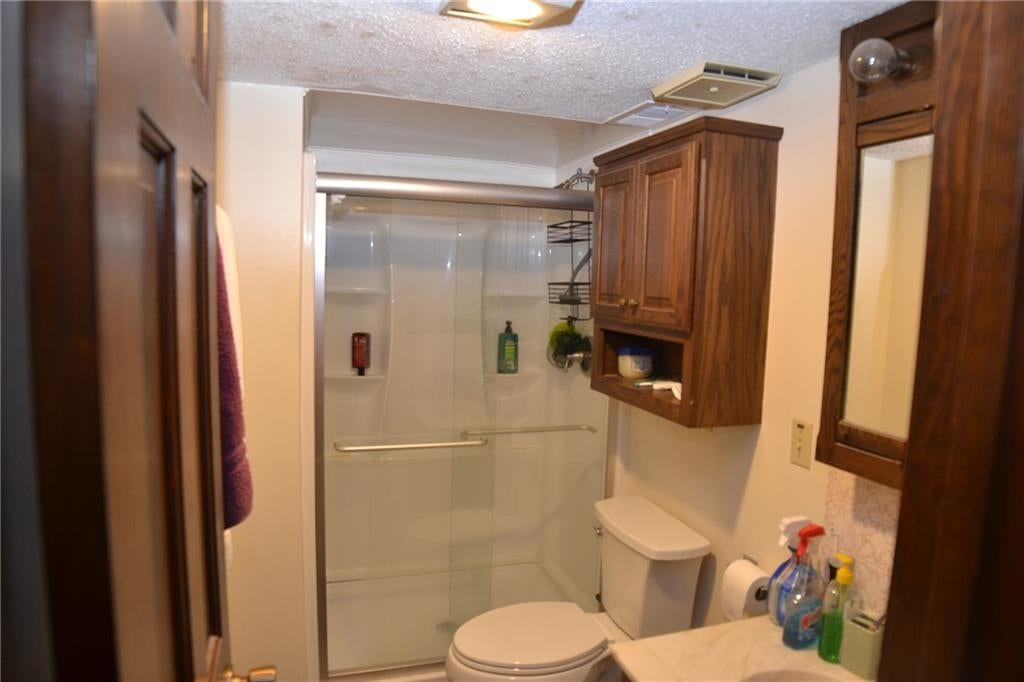 8001 N Lydia Avenue — photo 32