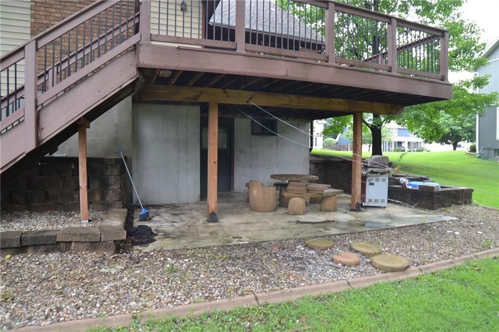 8001 N Lydia Avenue — photo 49