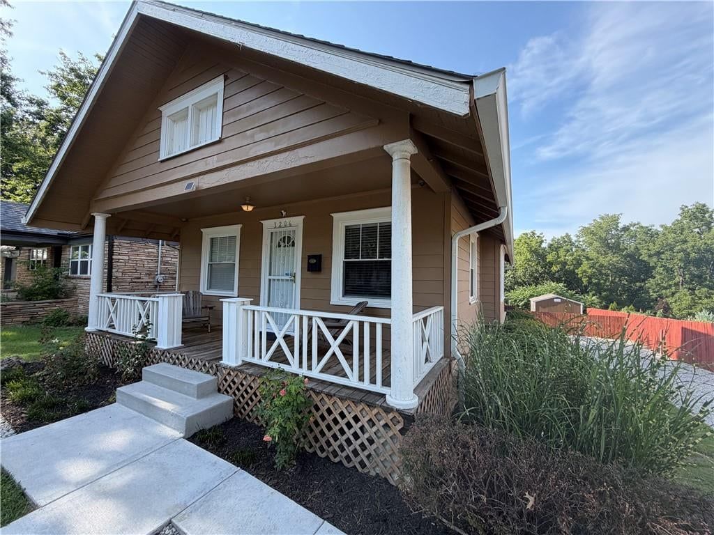 3206 W 42nd Avenue — photo 1
