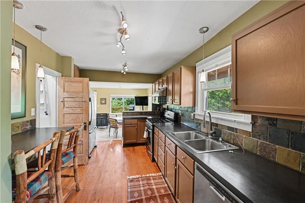 3206 W 42nd Avenue — photo 11