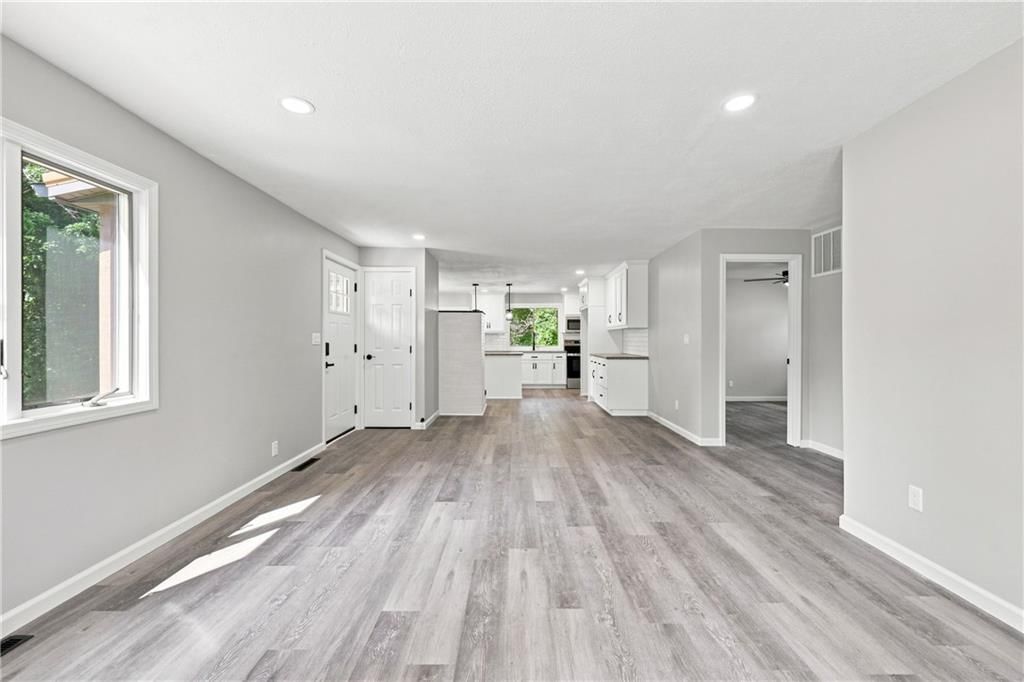 504 S Thornton Street — photo 6