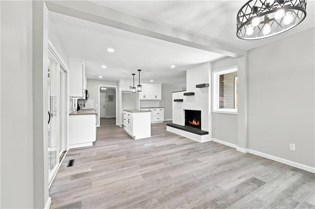 504 S Thornton Street — photo 9