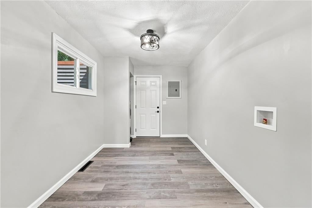 504 S Thornton Street — photo 13