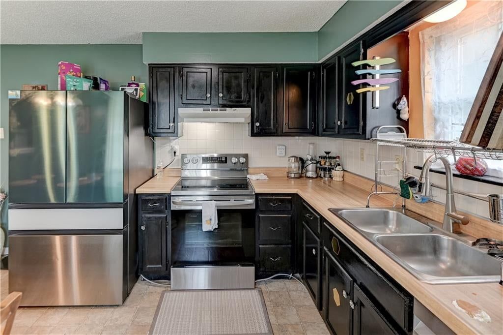 2400 NW 84th Terrace — photo 9