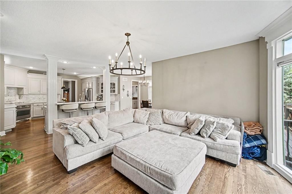 20613 W 96th Terrace — photo 9
