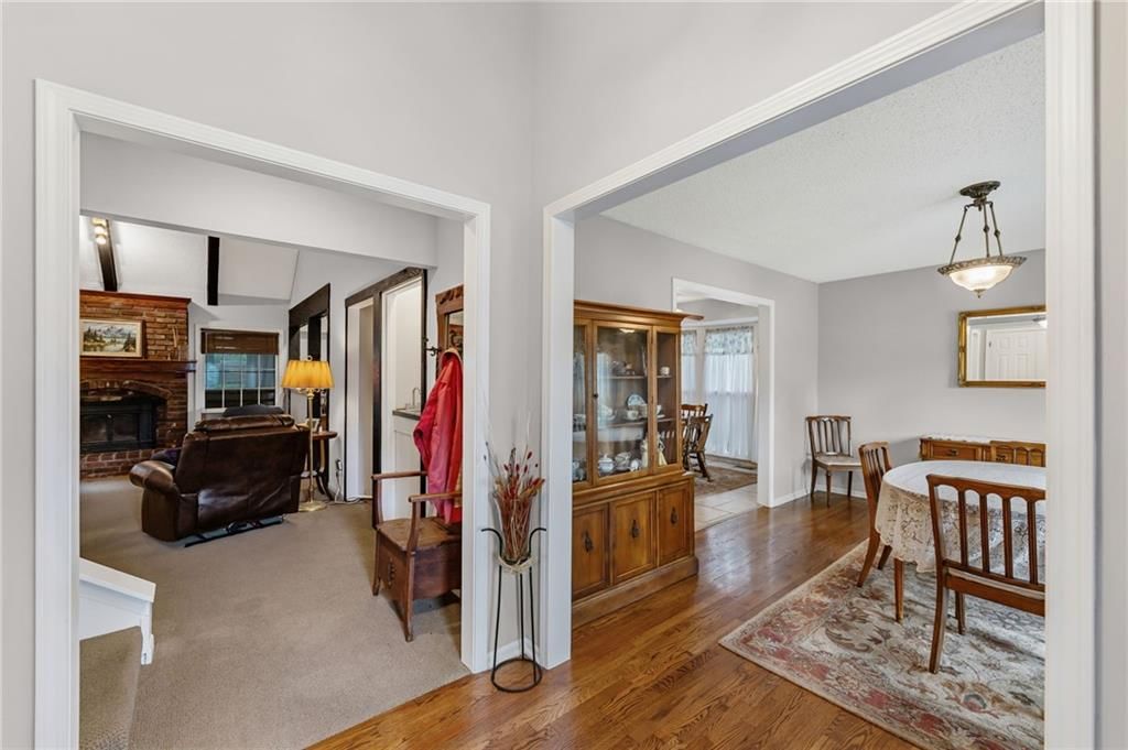 5204 Stearns Street — photo 6