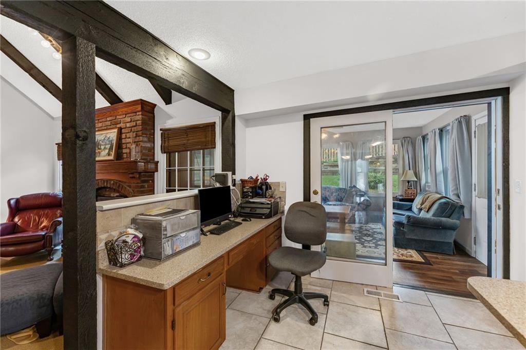 5204 Stearns Street — photo 18