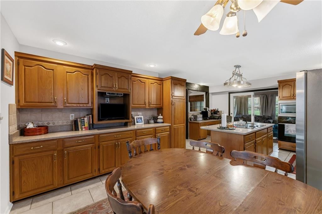 5204 Stearns Street — photo 21