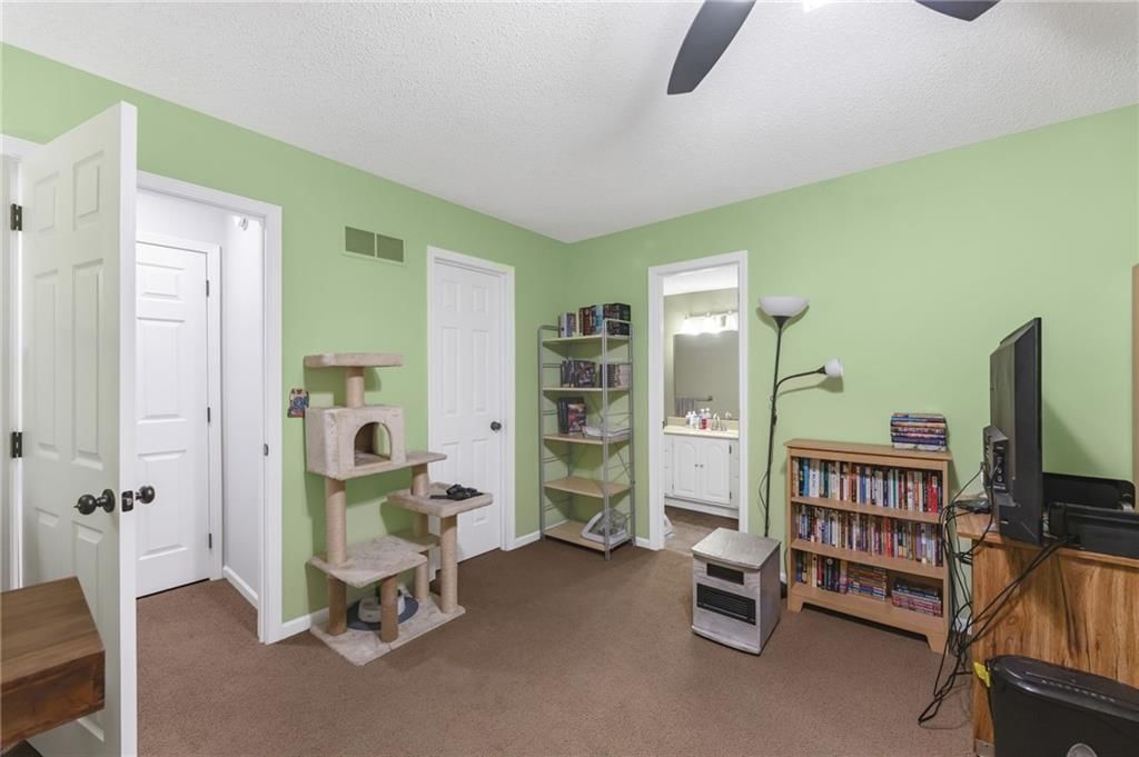 5204 Stearns Street — photo 32