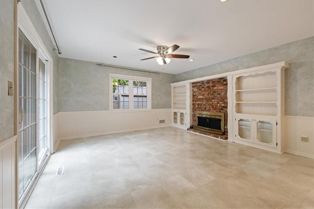 5317 Lucille Lane — photo 7