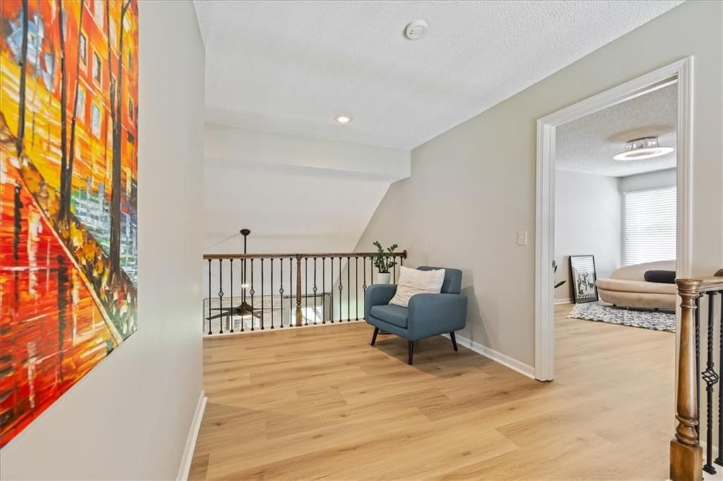 Photo 23 of 37 - 5124 W 159TH Terrace, Overland Park, KS 66085