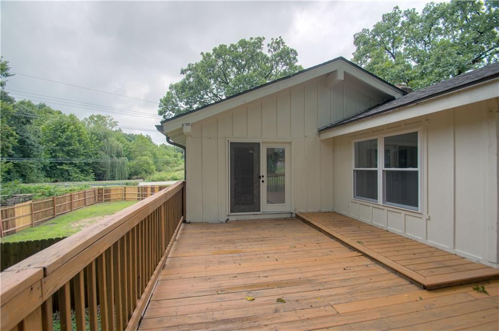 11601 Little Blue Road — photo 11
