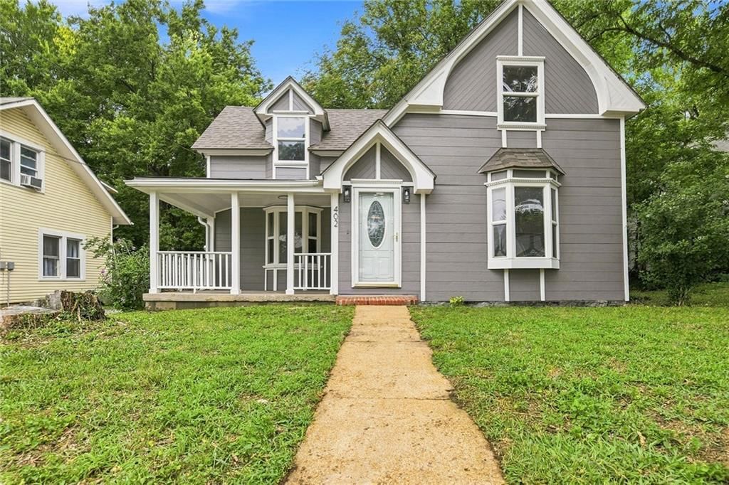 402 S Camden Street — photo 1