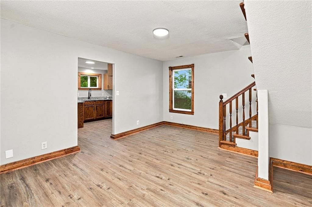 402 S Camden Street — photo 10