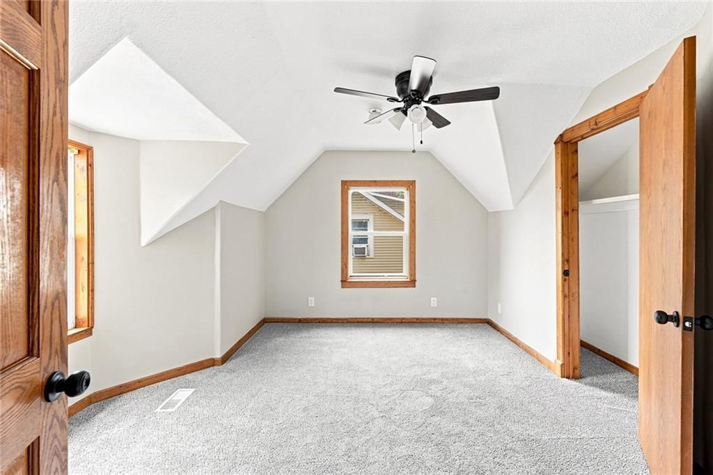 402 S Camden Street — photo 19