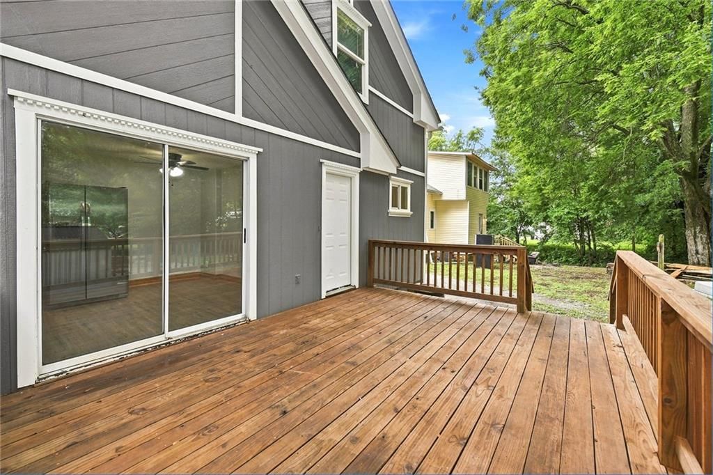 402 S Camden Street — photo 27