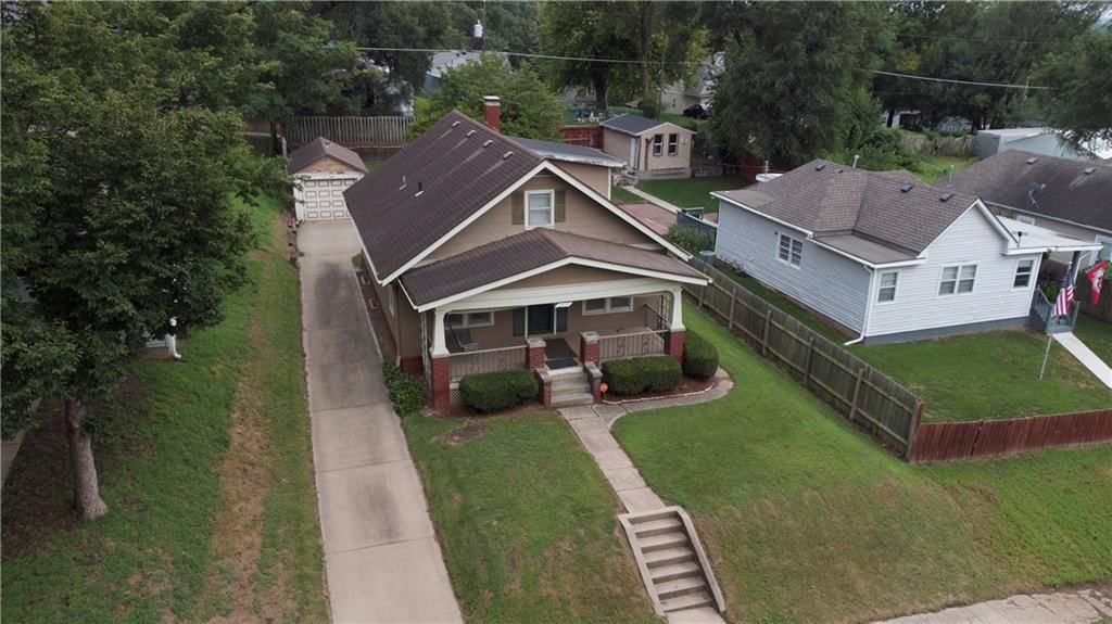 2419 S 17th Street, St Joseph, MO