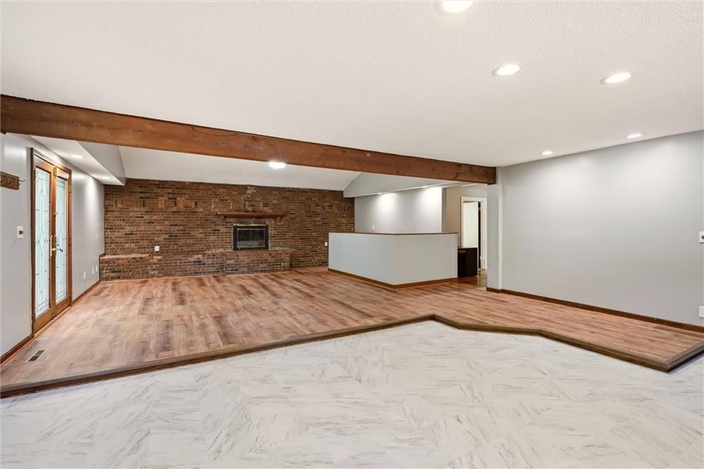 610 W 86th Terrace — photo 7