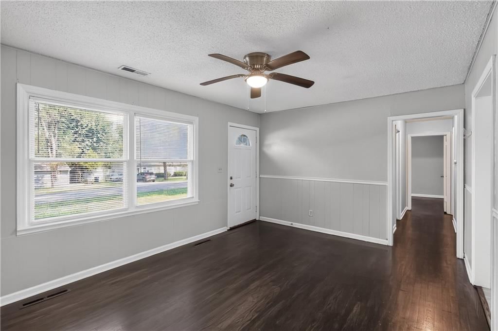 10324 Oakland Avenue — photo 4