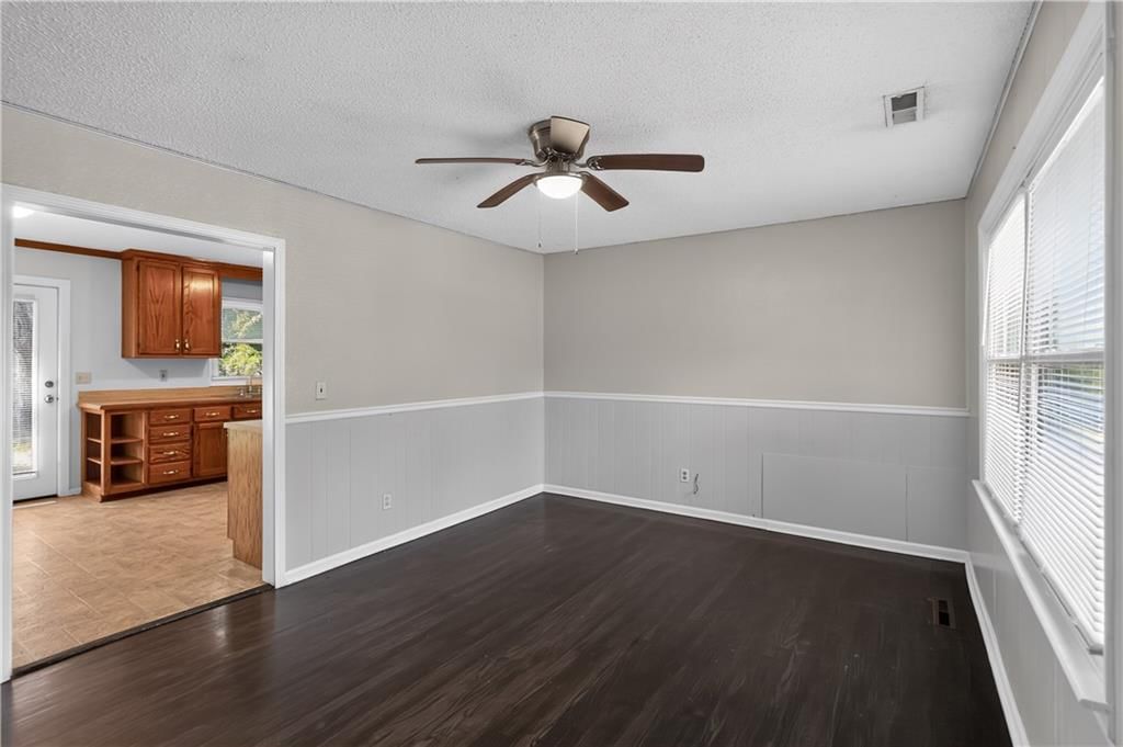 10324 Oakland Avenue — photo 5