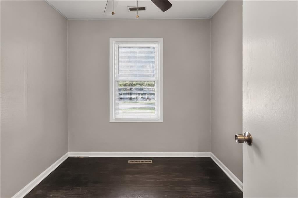 10324 Oakland Avenue — photo 13