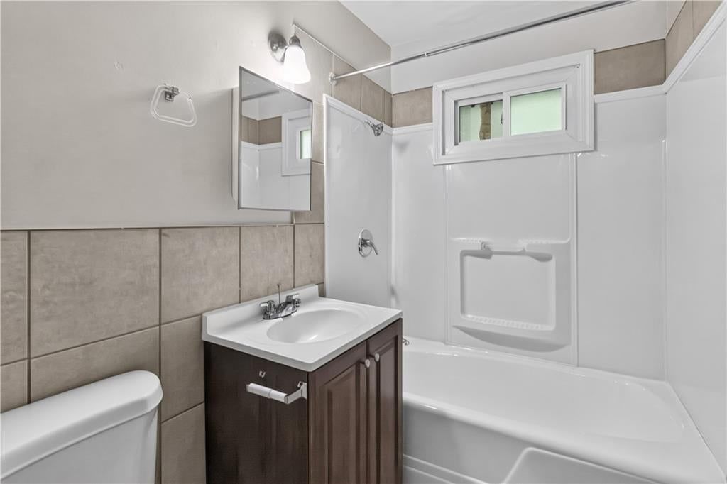 1420 E 82nd Street — photo 11