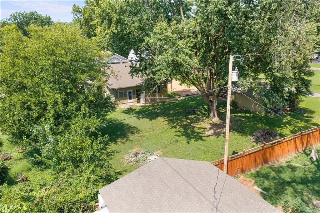 3725 N Indiana Avenue — photo 35