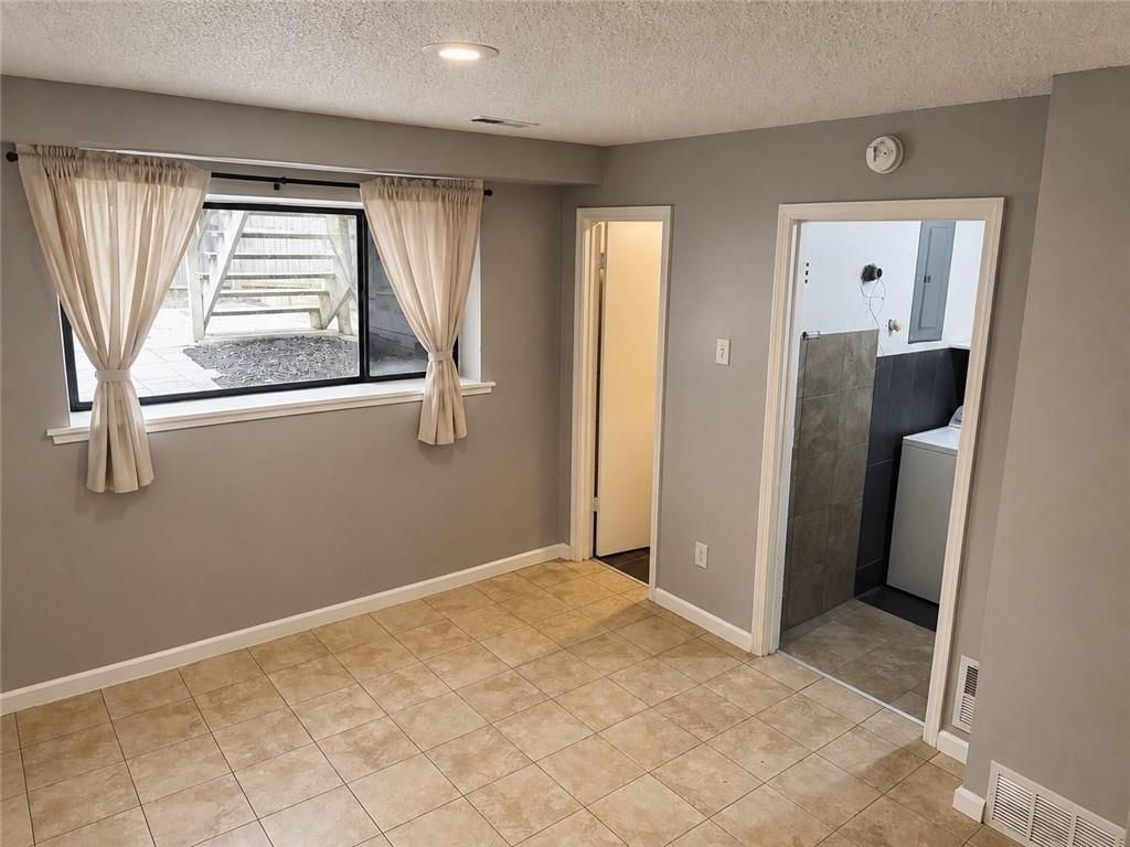 12111 W 66th Street — photo 15