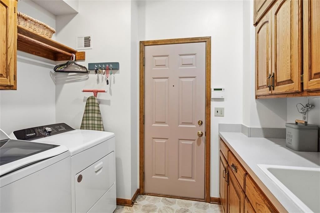 7924 W 118th Terrace — photo 36
