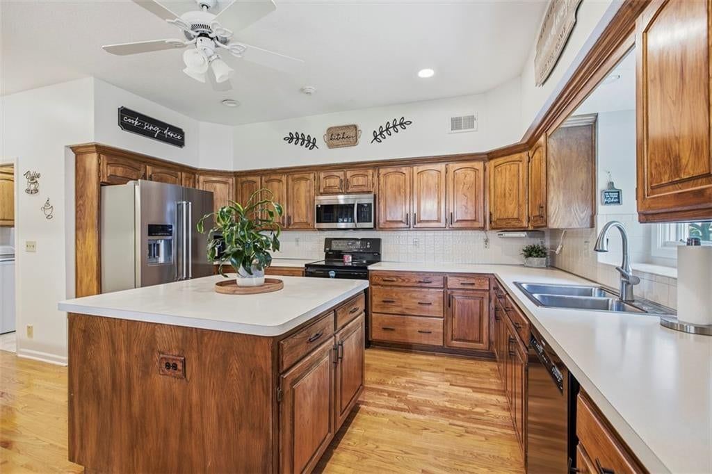 7924 W 118th Terrace — photo 40