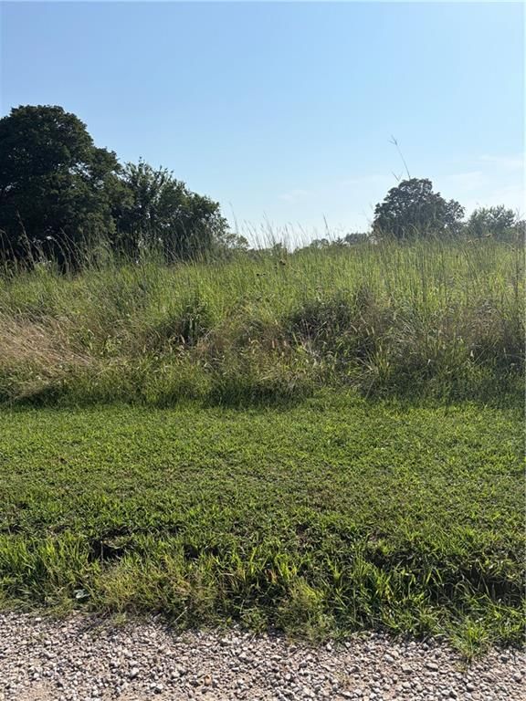 45 N Eagle Lane, Mound City, KS