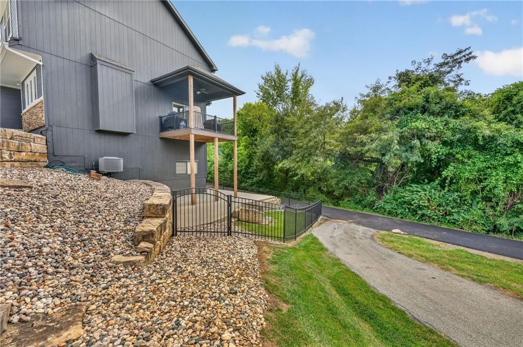 15825 NW MORGAN Street — photo 50