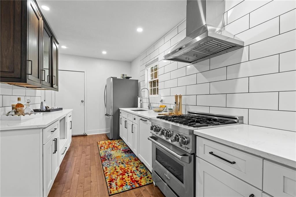 6214 Tracy Avenue — photo 10