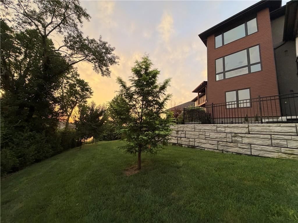 8826 McCoy Street — photo 21