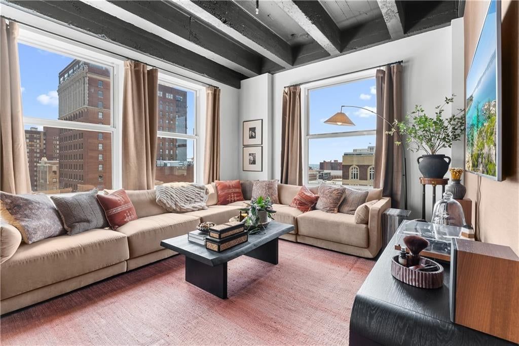 21 W 10th Street — photo 17