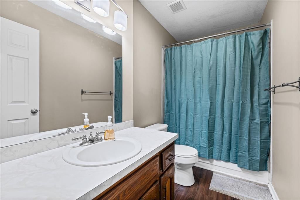 409 W South Street — photo 15