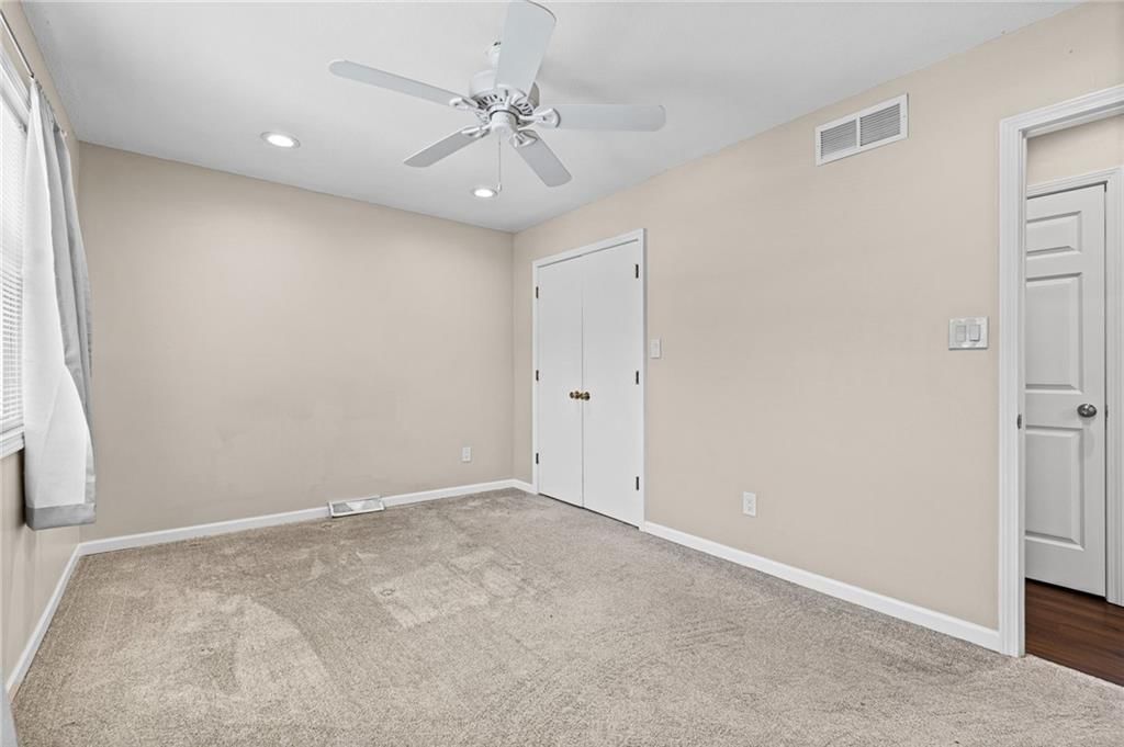 409 W South Street — photo 17
