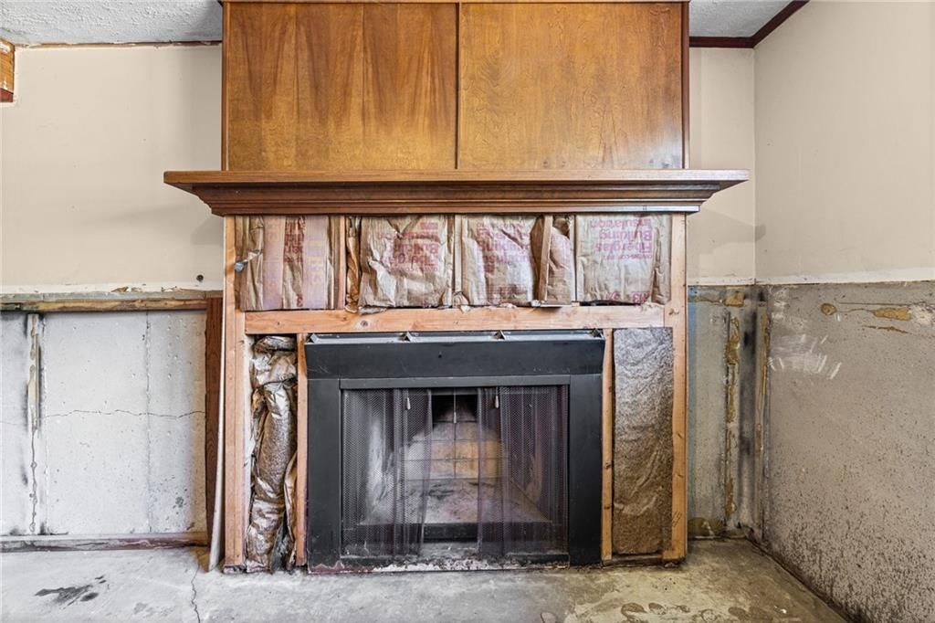 409 W South Street — photo 24