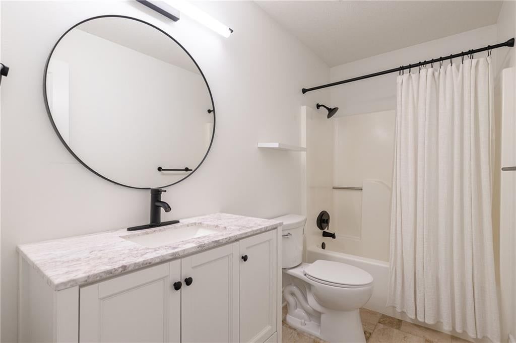 520 NE Bristol Drive — photo 21
