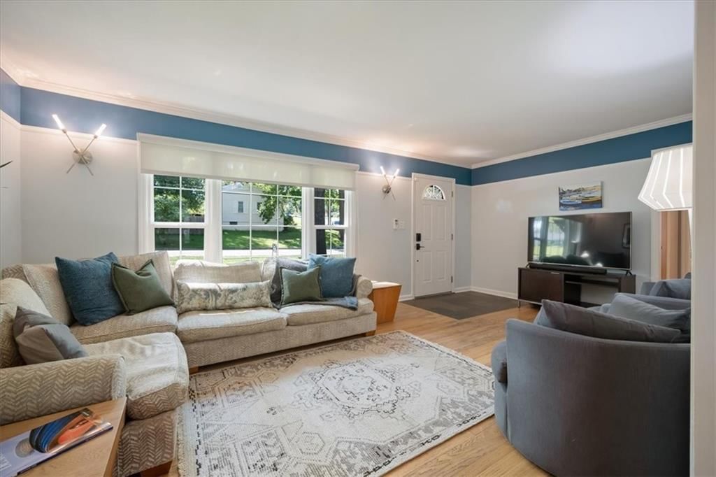 Photo 7 of 29 - 9119 Washington Street, Kansas City, MO 64114