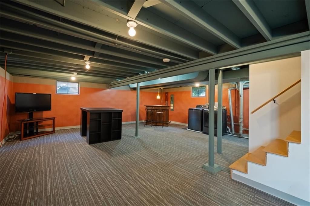 Photo 22 of 29 - 9119 Washington Street, Kansas City, MO 64114