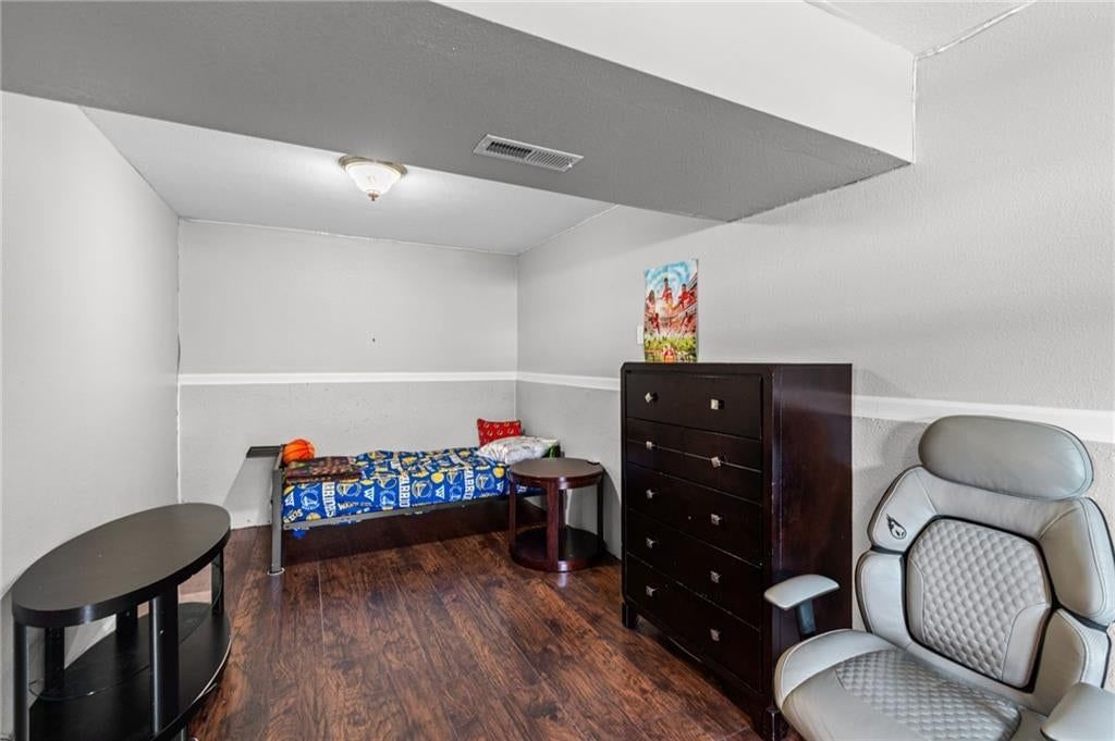 805 W Royle Street — photo 23