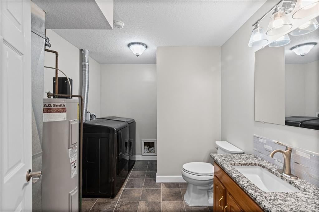 805 W Royle Street — photo 25