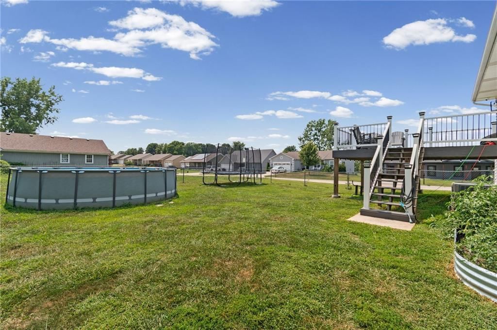 805 W Royle Street — photo 29