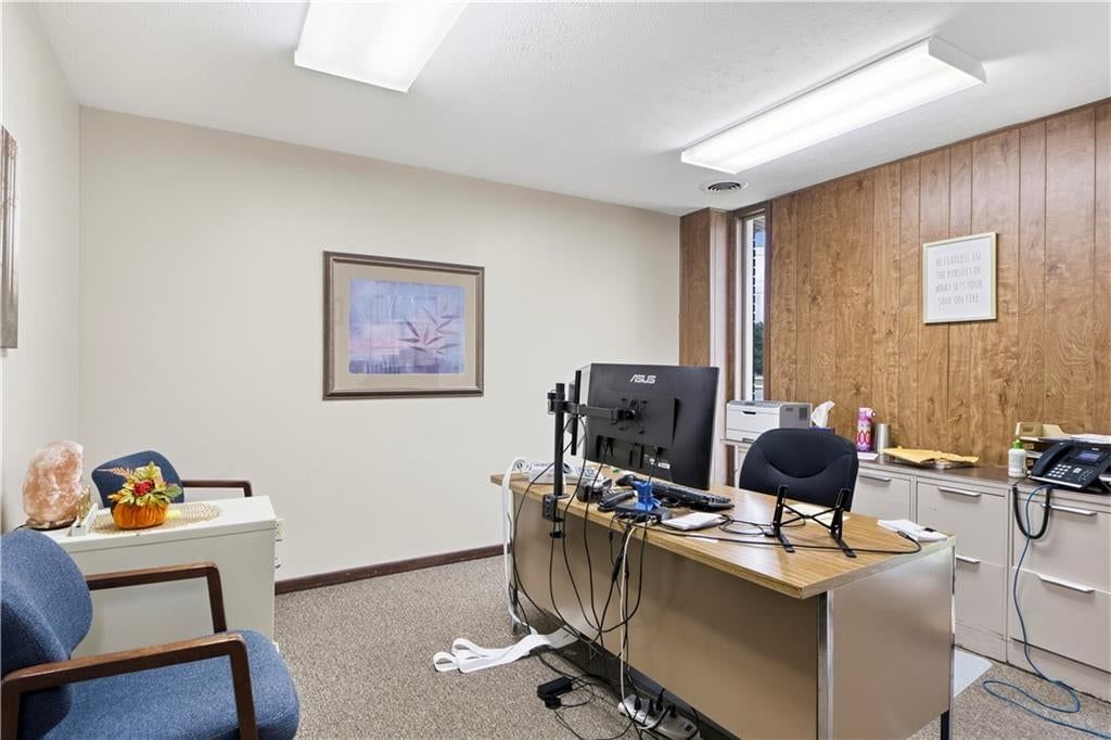 605 W Saint John Street — photo 12