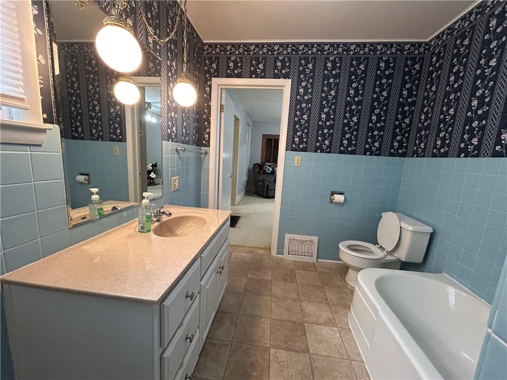 1202 S Main Street — photo 13