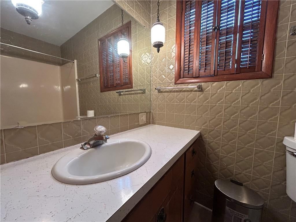 1202 S Main Street — photo 17