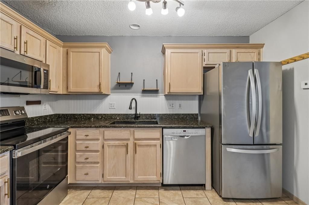 1347 SE Broadway Circle — photo 9