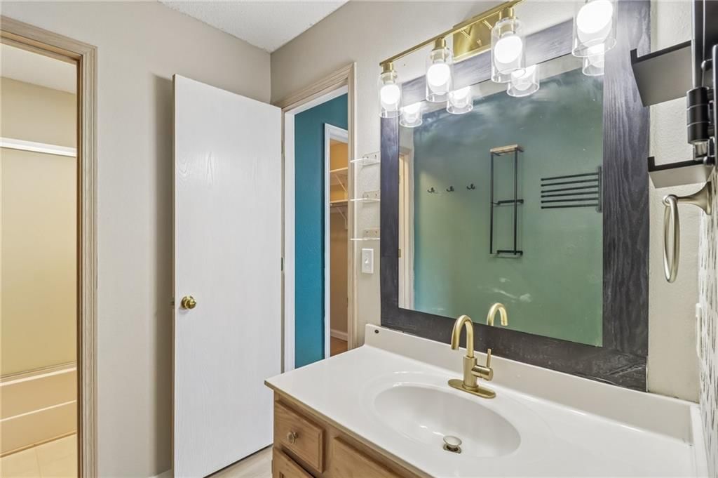 1347 SE Broadway Circle — photo 16