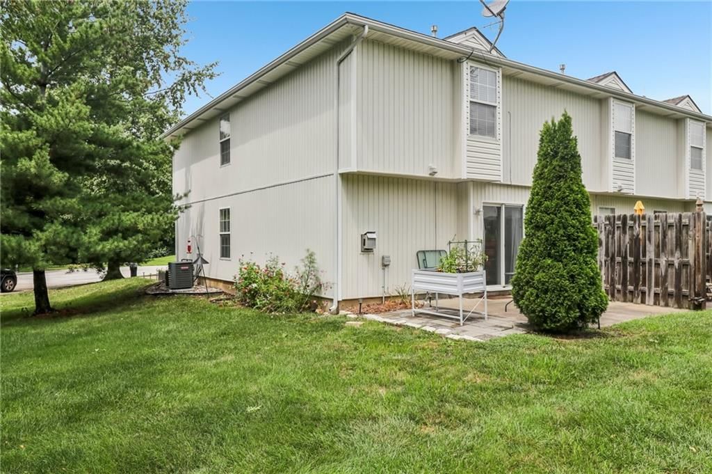 1347 SE Broadway Circle — photo 19